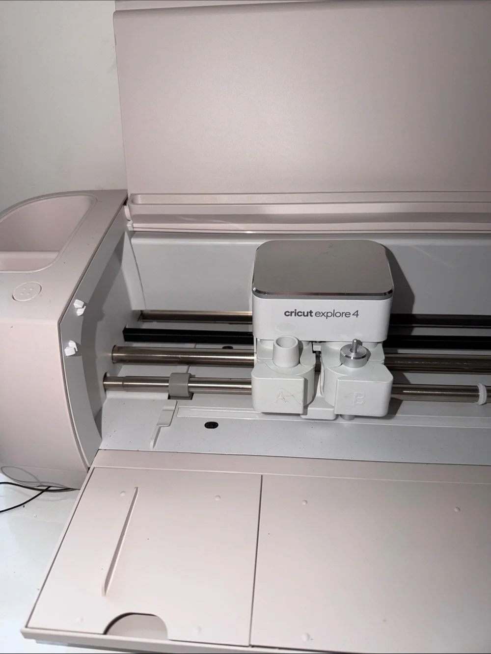 Cricut Smart Cutting Machine in Light Pink